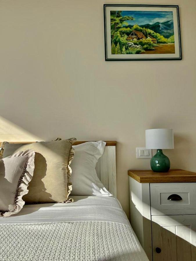 Mirabel Apartment Киети Екстериор снимка