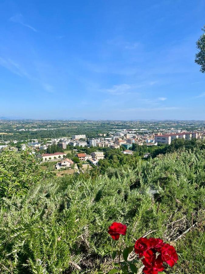 Mirabel Apartment Киети Екстериор снимка