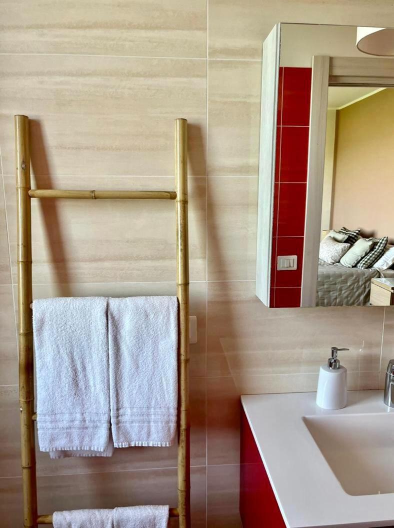 Mirabel Apartment Киети Екстериор снимка